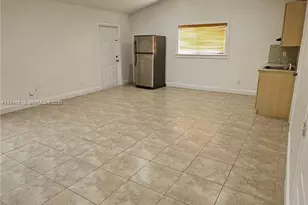 10351 SW 49th St, Miami, FL 33165 - Photo 15