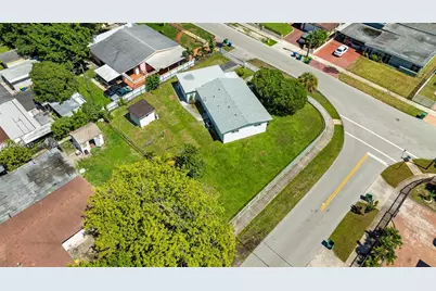 18800 NW 39th Ct, Miami Gardens, FL 33055 - Photo 29