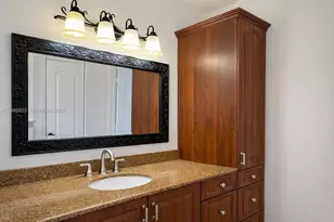 10923 W Okeechobee Rd, Hialeah Gardens, FL 33018 - Photo 11