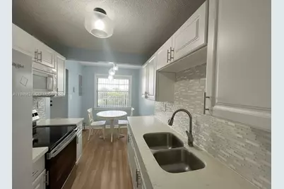 3121 NW 47th Ter #416, Lauderdale Lakes, FL 33319 - Photo 1