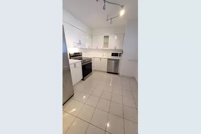 2801 NE 183rd St #504W, Aventura, FL 33160 - Photo 7