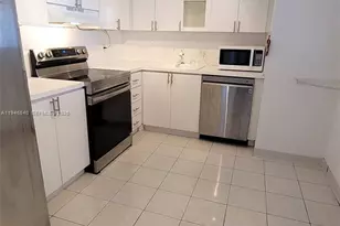 2801 NE 183rd St, Aventura, FL 33160 - Photo 7