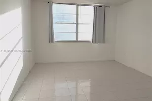 2801 NE 183rd St, Aventura, FL 33160 - Photo 13