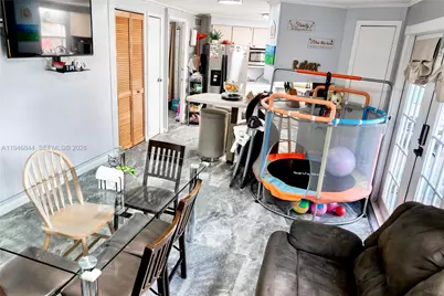 12405 SW 5th St, Fort Lauderdale, FL 33325 - Photo 11