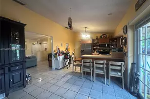 5965 NW 200th St, Hialeah, FL 33015 - Photo 9
