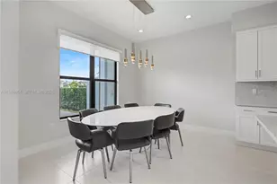 8371 Essex Country Clb Dr, Boca Raton, FL 33434 - Photo 19