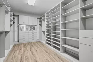 8371 Essex Country Clb Dr, Boca Raton, FL 33434 - Photo 31