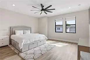 8371 Essex Country Clb Dr, Boca Raton, FL 33434 - Photo 41