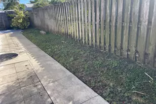 5550 NE 20th Terrace, Fort Lauderdale, FL 33308 - Photo 11