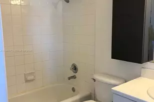 3705 San Simeon Cir, Weston, FL 33331 - Photo 11