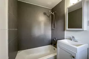 1925 Washington Ave, Miami Beach, FL 33139 - Photo 11