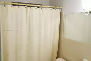 1532 SW 23rd St, Miami, FL 33145 - Photo 9