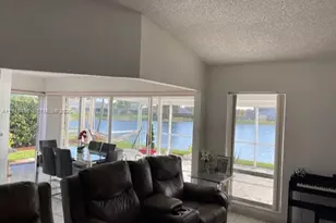 600 SE 25th Ln, Homestead, FL 33033 - Photo 17