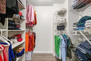 140 Lakeview Dr, Weston, FL 33326 - Photo 19