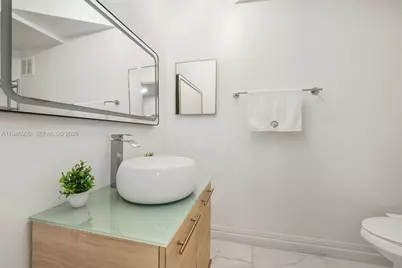 140 Lakeview Dr #203, Weston, FL 33326 - Photo 15