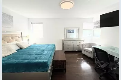 6881 Bay Dr #1, Miami Beach, FL 33141 - Photo 11