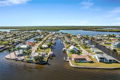 11860 Island Ave, Matlacha, FL 33993 - Photo 39