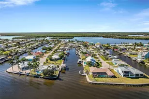 11860 Island Ave, Matlacha, FL 33993 - Photo 39