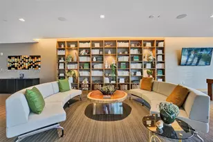 16385 Biscayne Blvd, North Miami Beach, FL 33160 - Photo 25