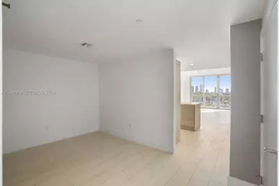 16385 Biscayne Blvd #1518, North Miami Beach, FL 33160 - Photo 15