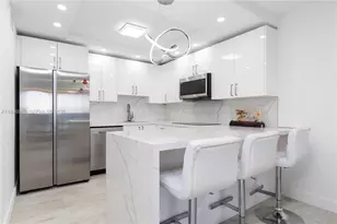 2201 S Ocean Dr, Hollywood, FL 33019 - Photo 17