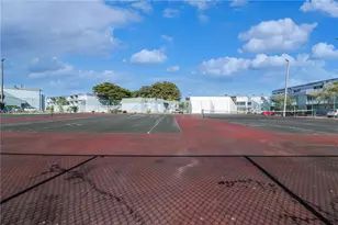 9373 Fontainebleau Blvd, Miami, FL 33172 - Photo 35