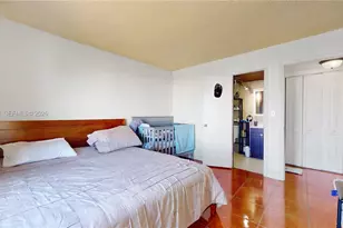 9373 Fontainebleau Blvd, Miami, FL 33172 - Photo 17