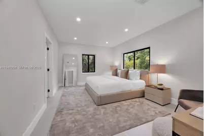 305 Fluvia Ave, Coral Gables, FL 33134 - Photo 15