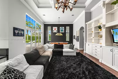 12401 N Stonebrook Cir, Davie, FL 33330 - Photo 9