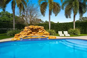 12401 N Stonebrook Cir, Davie, FL 33330 - Photo 51