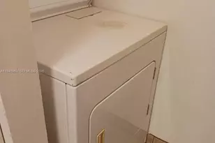 1239 SW 46th Ave, Pompano Beach, FL 33069 - Photo 13