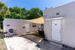 702 50th St, West Palm Beach, FL 33407 - Photo 3