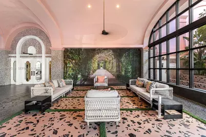 5225 Collins Ave #PH8, Miami Beach, FL 33140 - Photo 47
