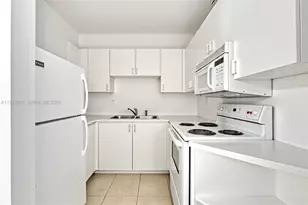 5225 Collins Ave, Miami Beach, FL 33140 - Photo 43