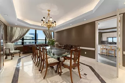 5225 Collins Ave #PH8, Miami Beach, FL 33140 - Photo 7