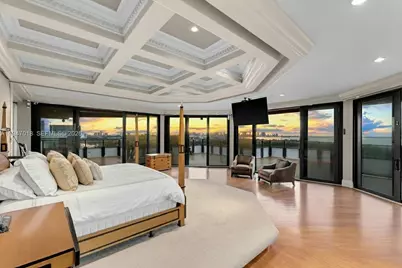 5225 Collins Ave #PH8, Miami Beach, FL 33140 - Photo 29