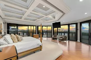 5225 Collins Ave, Miami Beach, FL 33140 - Photo 29