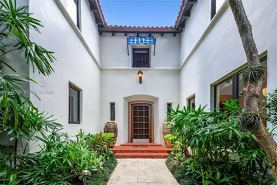 56 S Hibiscus Dr, Miami Beach, FL 33139 - Photo 9