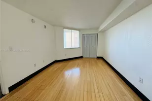 219 NW 12th Ave, Miami, FL 33128 - Photo 11