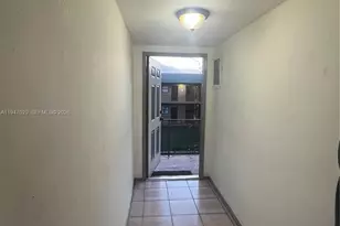 9203 NW 38th Dr, Coral Springs, FL 33065 - Photo 13