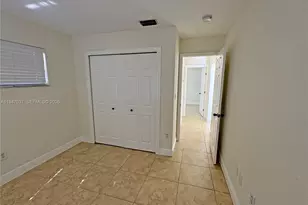 10019 SW 222nd St, Cutler Bay, FL 33190 - Photo 5