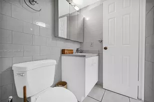 2829 Indian Creek Dr, Miami Beach, FL 33140 - Photo 17