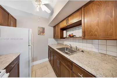 15610 NE 6th Ave #7D, Miami, FL 33162 - Photo 7