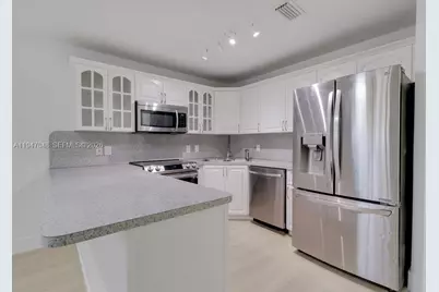 8725 SW 158th Pl, Miami, FL 33193 - Photo 15