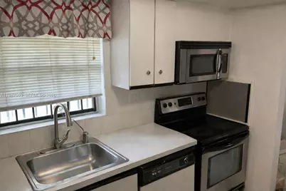 20851 San Simeon Way #202, Miami, FL 33179 - Photo 9