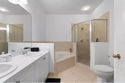836 SW 154th Path, Miami, FL 33194 - Photo 15