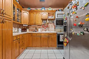 2830 SW 17th St, Miami, FL 33145 - Photo 11