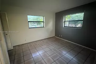 9203 NW 38th Dr, Coral Springs, FL 33065 - Photo 13