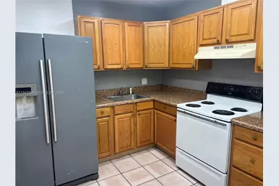 9203 NW 38th Dr #12, Coral Springs, FL 33065 - Photo 3