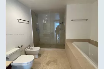 495 Brickell Ave #3810, Miami, FL 33131 - Photo 11